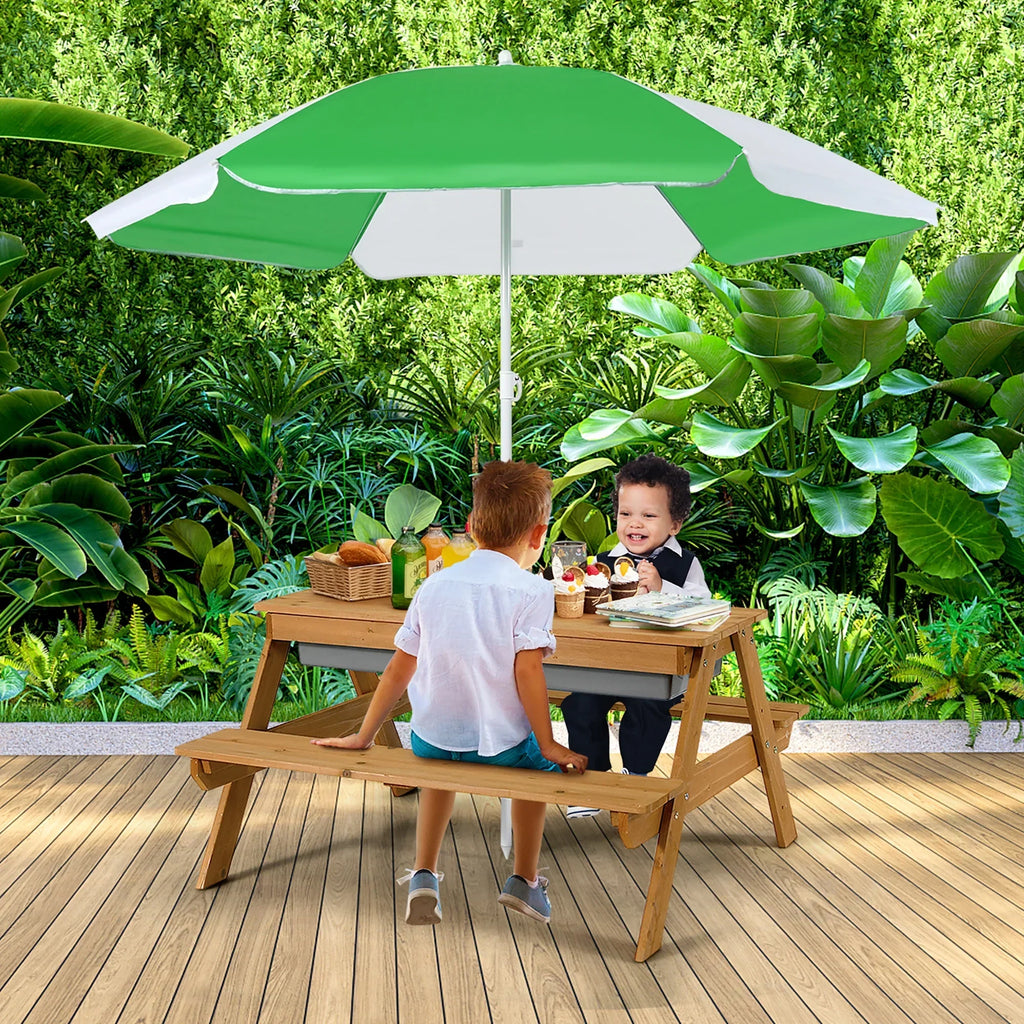Nouveauté 2026 – Table de pique-nique 3 en 1 pour enfants Costway , en bois, avec bacs à sable et à eau, parasol et autres jeux, verte