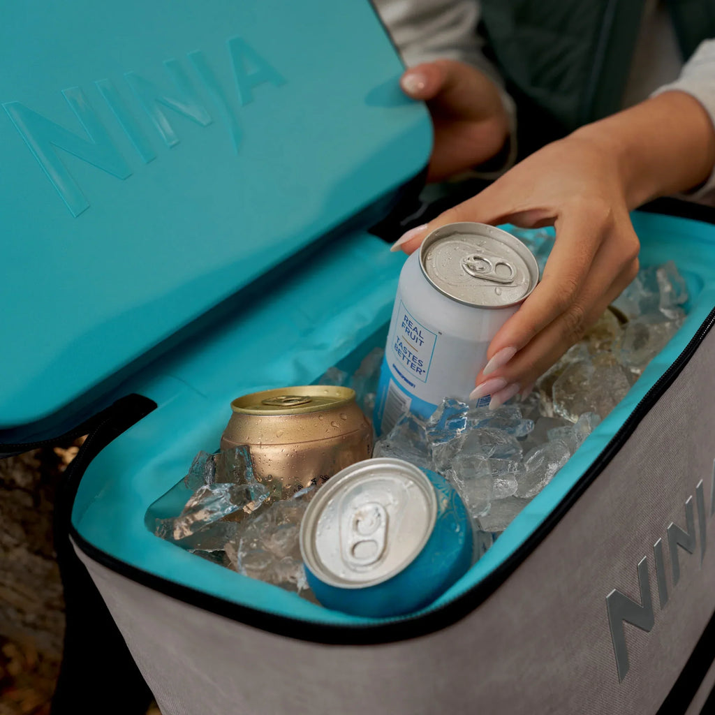 Nouveauté 2026 – Glacière souple Ninja Outdoor FrostVault Go 24 canettes avec zone froide et sèche, bleu bord de lac - FF124NV