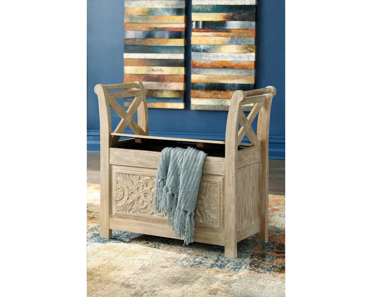 Nouveauté 2026 – Signature Design par Ashley Banc d'appoint Fossil Ridge, style décontracté, blanchi