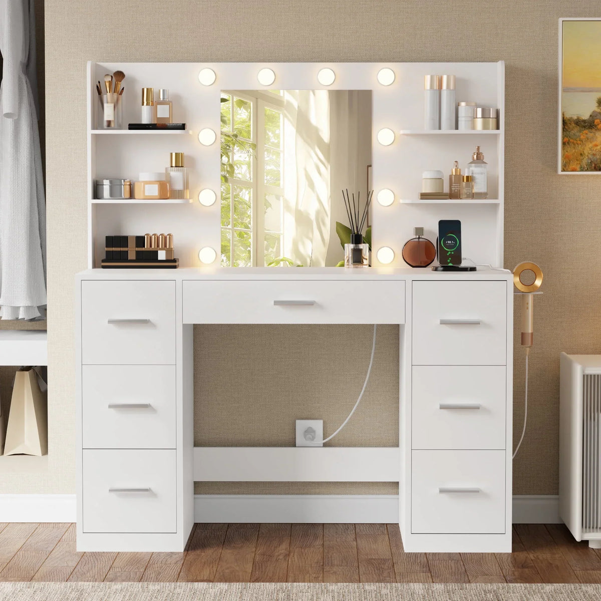 Nouveauté 2026 – Coiffeuse Lacoo avec miroir et éclairage LED, meuble de maquillage avec 7 tiroirs et 4 étagères, table de toilette avec prise électrique pour chambre ou dressing, blanche
