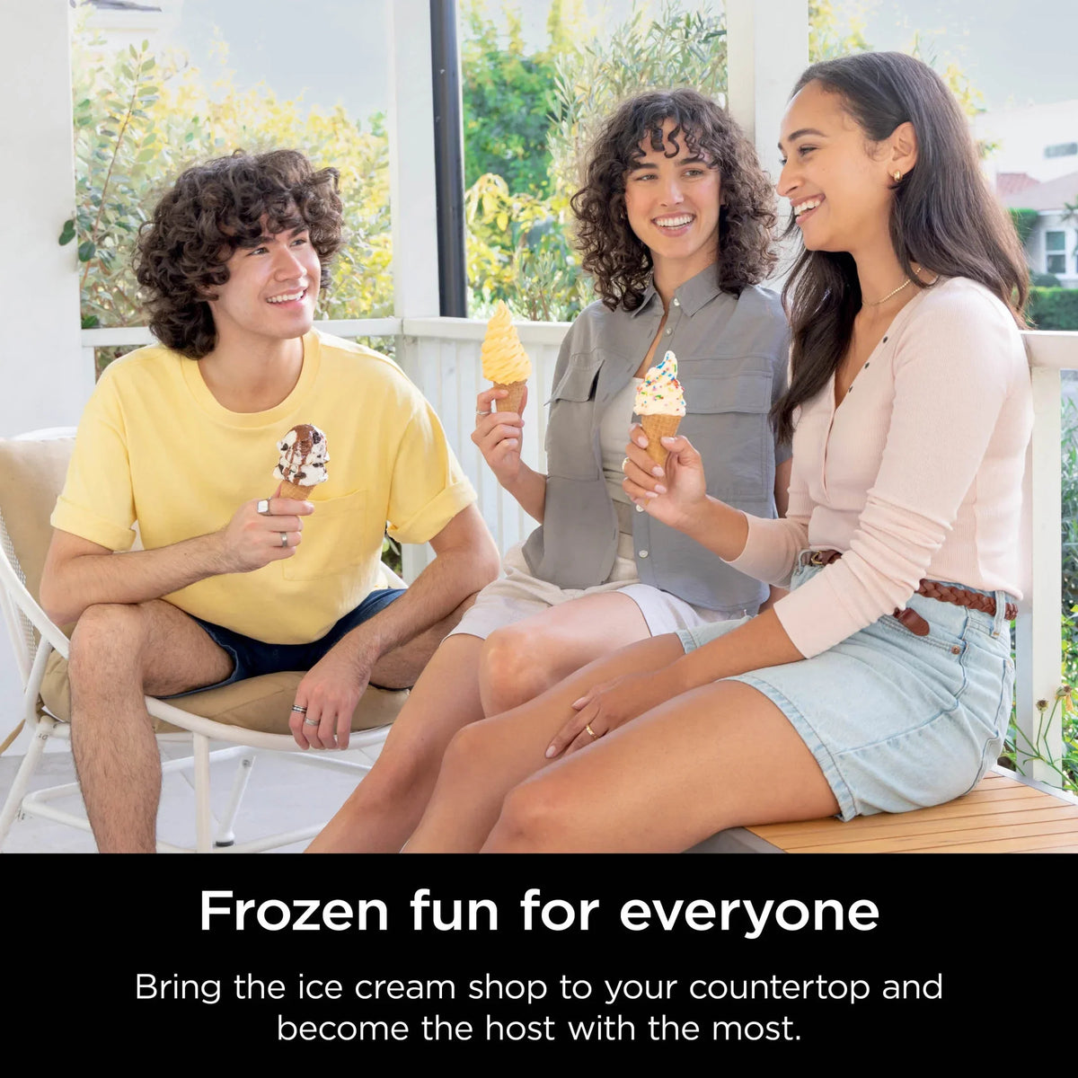 Nouveauté 2026 – Machine à crème glacée et à glace molle Ninja Swirl de CREAMi , 13 programmes à une touche, NC701