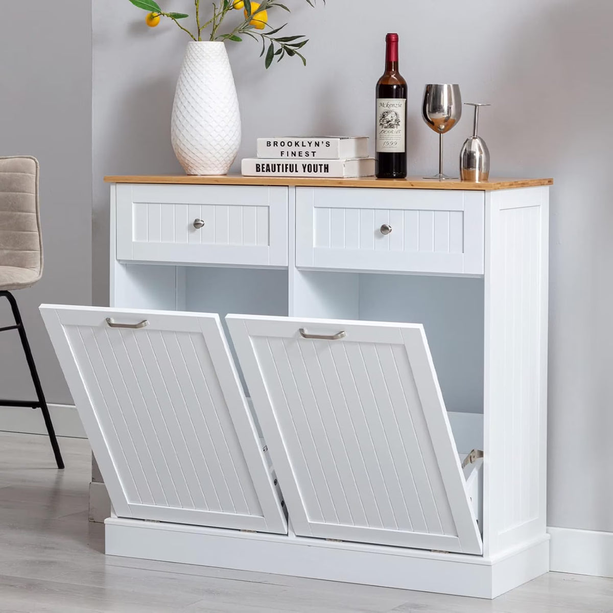 Nouveauté 2026 – Armoire à poubelles double basculante Hlivelood , 75 litres, résistante aux animaux, avec panier à linge et planche à découper, et tiroirs de rangement escamotables pour le tri des déchets en bois