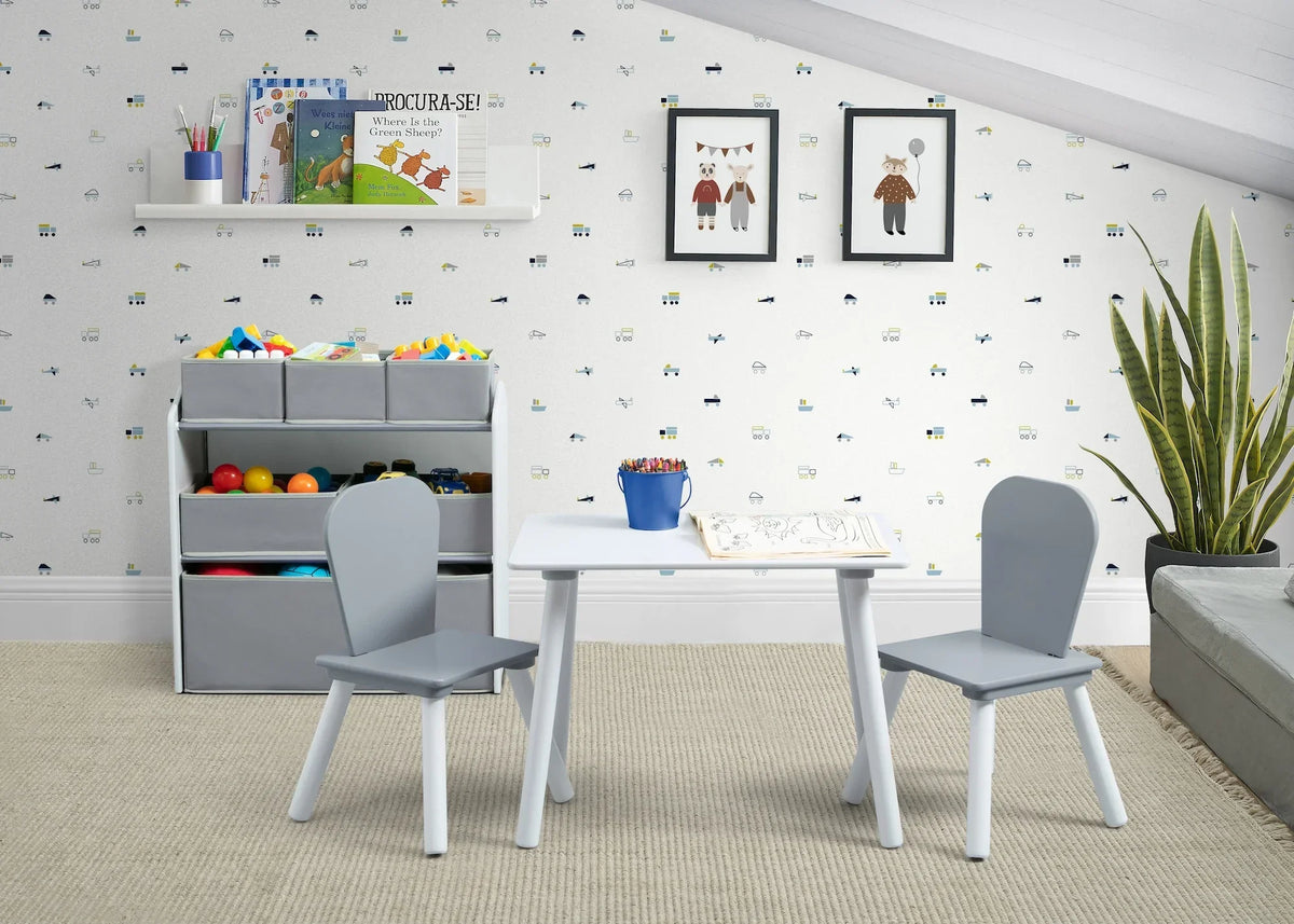 Nouveauté 2026 – Ensemble de jeu pour tout-petits Delta Children 4 pièces – Comprend une table de jeu, 2 chaises et un rangement à jouets à 6 bacs avec autocollants en vinyle réutilisables, rose clair/rose foncé