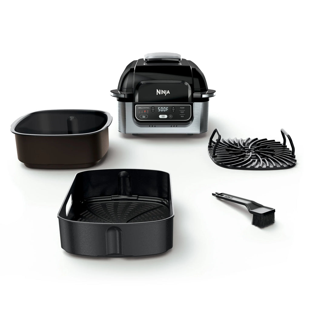 Nouveauté 2026 – Gril d'intérieur 4 en 1 Ninja Foodi avec friteuse à air de 4 pintes, rôtissage, cuisson au four et technologie de grillage cyclonique, noir/inox