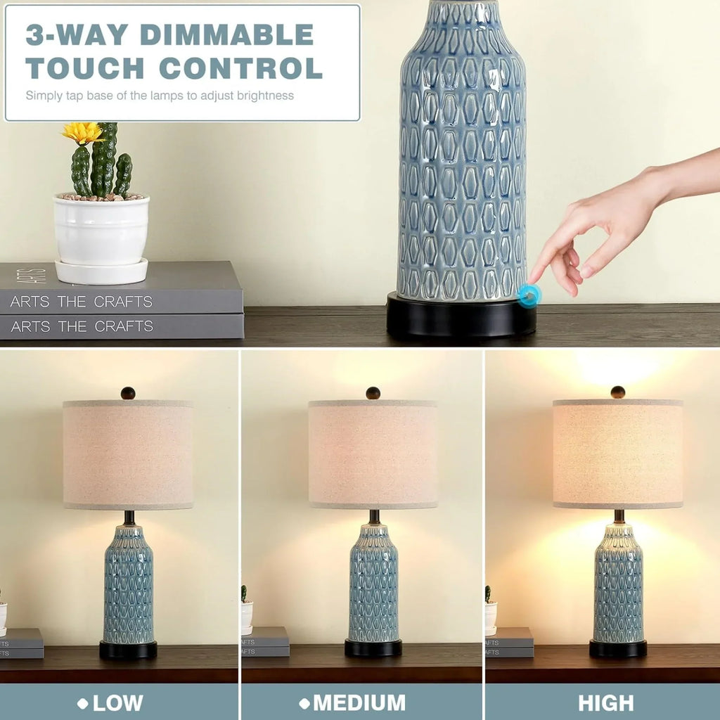 Nouveauté 2026 – Ensemble de 2 lampes de table Cinkeda pour salon et chambre à coucher, avec ports USB, prise secteur, intensité réglable à 3 niveaux, veilleuse tactile, style champêtre, motif floral blanc, lampes de chevet