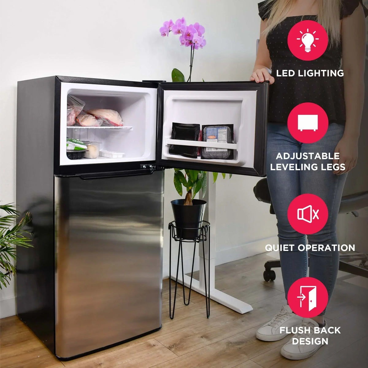 Nouveauté 2026 – Réfrigérateur compact Frigidaire 2 portes, 4,5 pi³, finition chromée, EFR451, platine