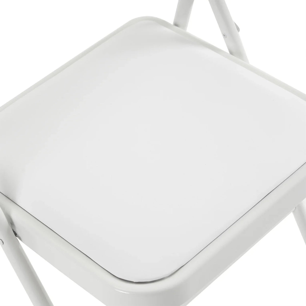 Nouveauté 2026 – Lot de 6 chaises pliantes grises avec assise rembourrée, portables et empilables, pour une utilisation intérieure et extérieure. Structure métallique robuste, idéale pour les événements, bureaux, mariages et fêtes. Capacité de charge