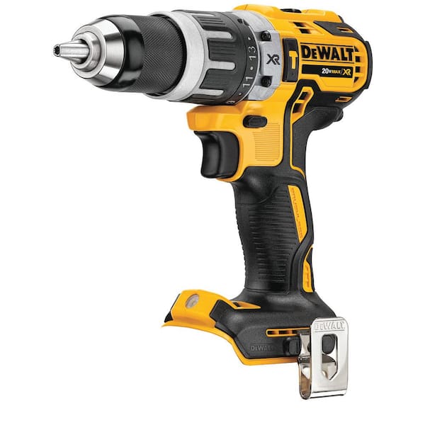 Nouveauté 2026 – Kit combiné d'outils sans fil 20V MAX 7 avec étui TOUGHSYSTEM, (1) batterie 20V 4,0Ah et (2) batteries 20V 2,0Ah