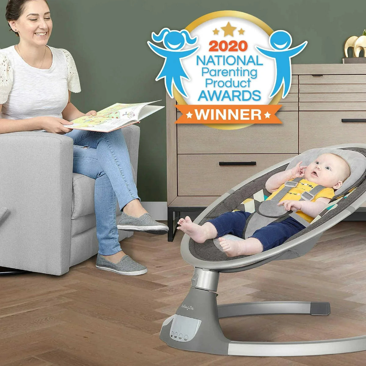 Nouveauté 2026 – Balancelle pour bébé Dream On Me Zazu . Balancelle pour nourrisson. 5 vitesses de balancement. Deux jouets intégrés. Connectivité Bluetooth et télécommande. Gris et bleu
