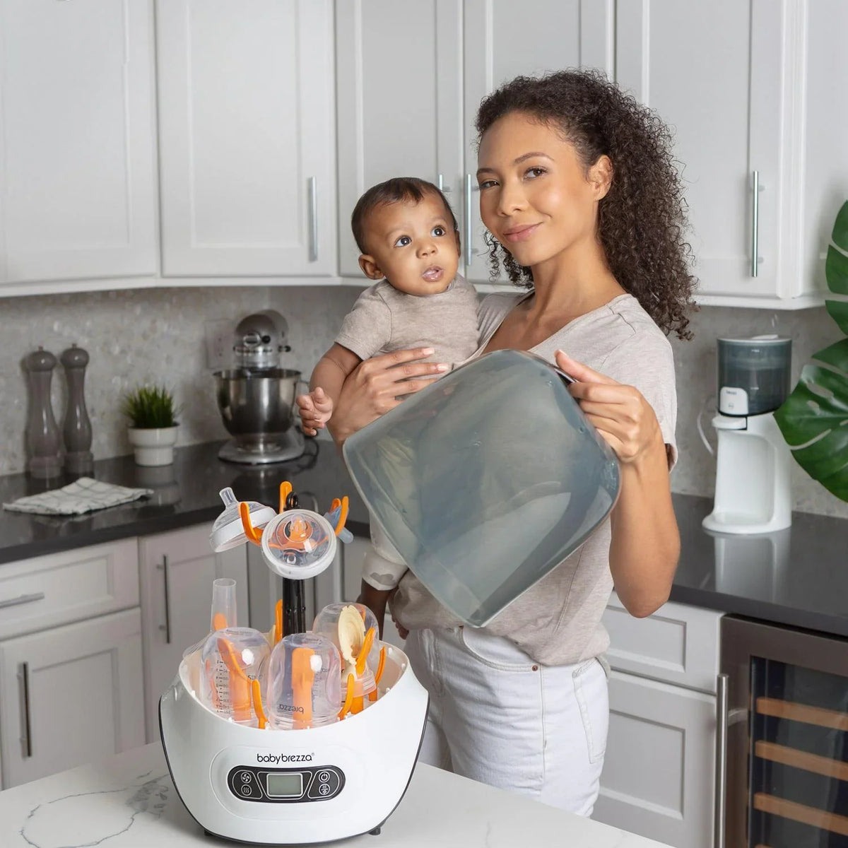Nouveauté 2026 – Stérilisateur et séchoir à biberons Baby Brezza : stérilisation à la vapeur électrique pour tétines, biberons en verre et en plastique, et biberons pour nouveau-nés