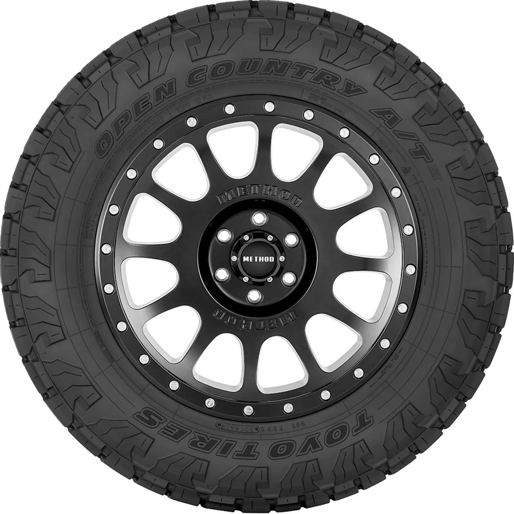 Nouveauté 2026 – Pneu tout-terrain Toyo Open Country A/T III 235/65R17 108H XL pour camionnettes