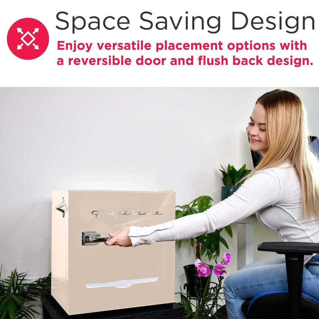 Nouveauté 2026 – Réfrigérateur Frigidaire , 1,6 pi³, style rétro compact, avec ouvre-bouteille latéral, couleur corail