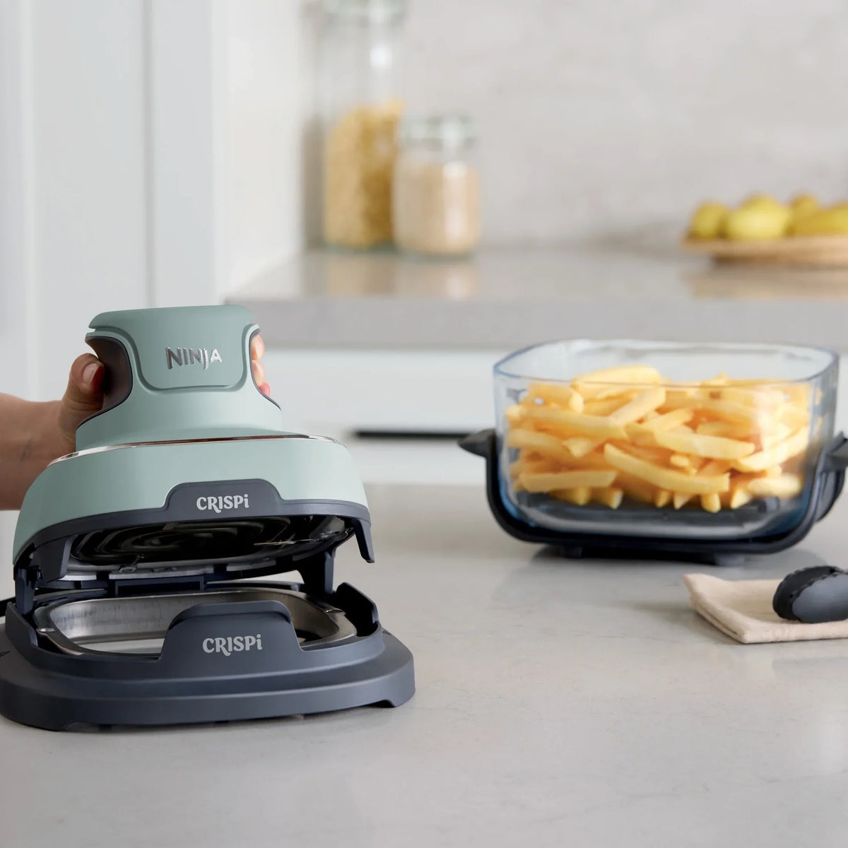 Nouveauté 2026 – Friteuse à air portable Ninja Crispi 4-en-1 en verre , récipients de 4 pintes et 6 tasses, Cyberspace