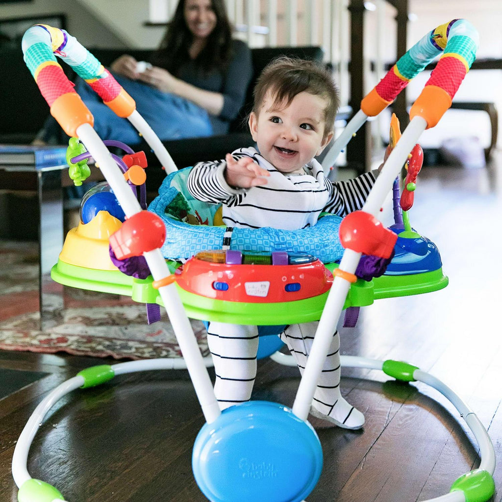 Nouveauté 2026 – Sauteur d'activités Baby Einstein Neighborhood Friends avec lumières et mélodies