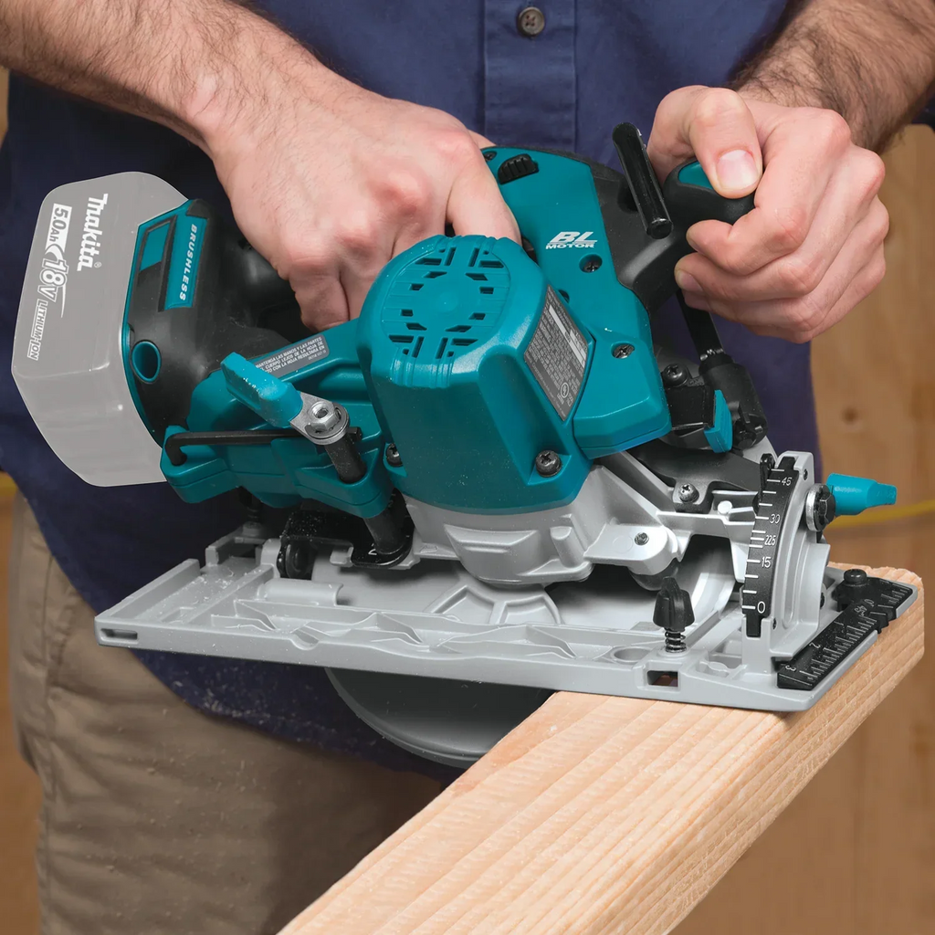 Nouveauté 2026 – Scie circulaire sans fil Makita 18V LXT Lithium-Ion sans balais 6 1/2" XSH03Z (outil seul