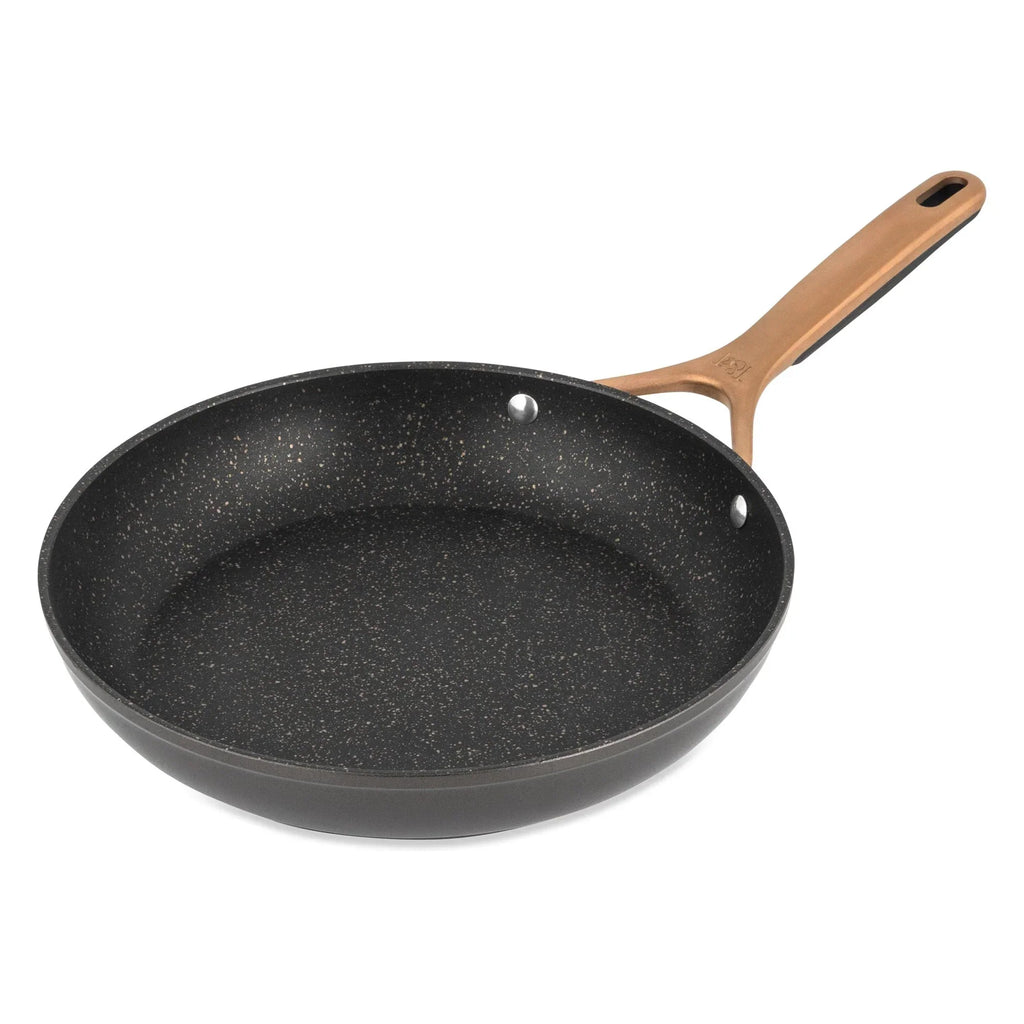 Nouveauté 2026 – Batterie de cuisine antiadhésive 12 pièces Thyme & Table Supreme , casseroles et poêles - Bronze