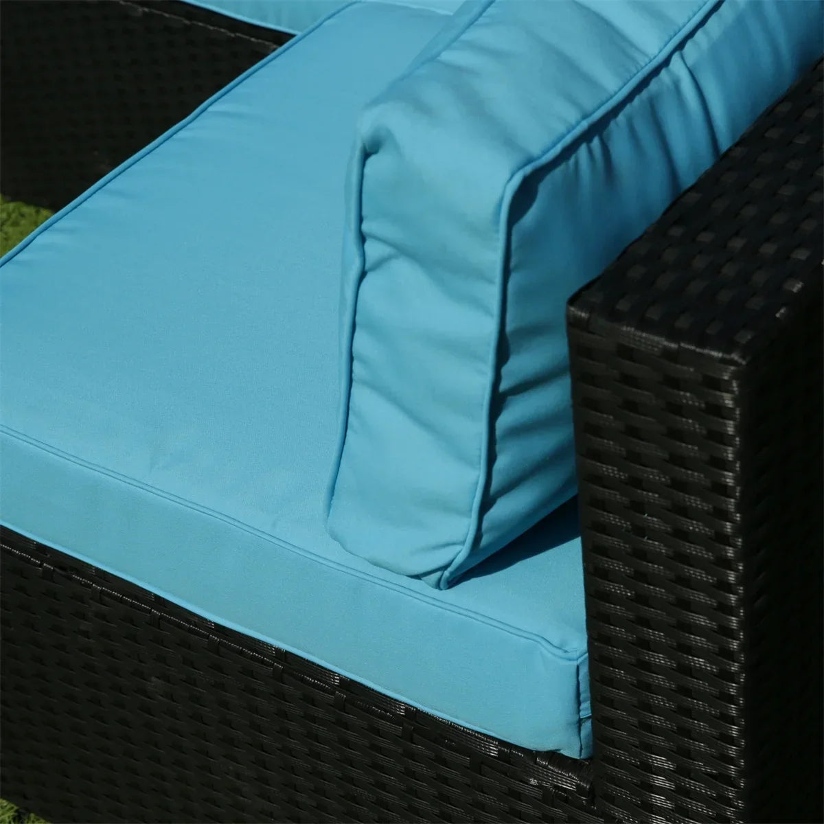 Nouveauté 2026 – Ensemble de mobilier de patio 7 pièces , canapé d'angle en rotin PE, ensemble de conversation avec coussins et table basse en verre, pour balcon, pelouse et jardin, gris