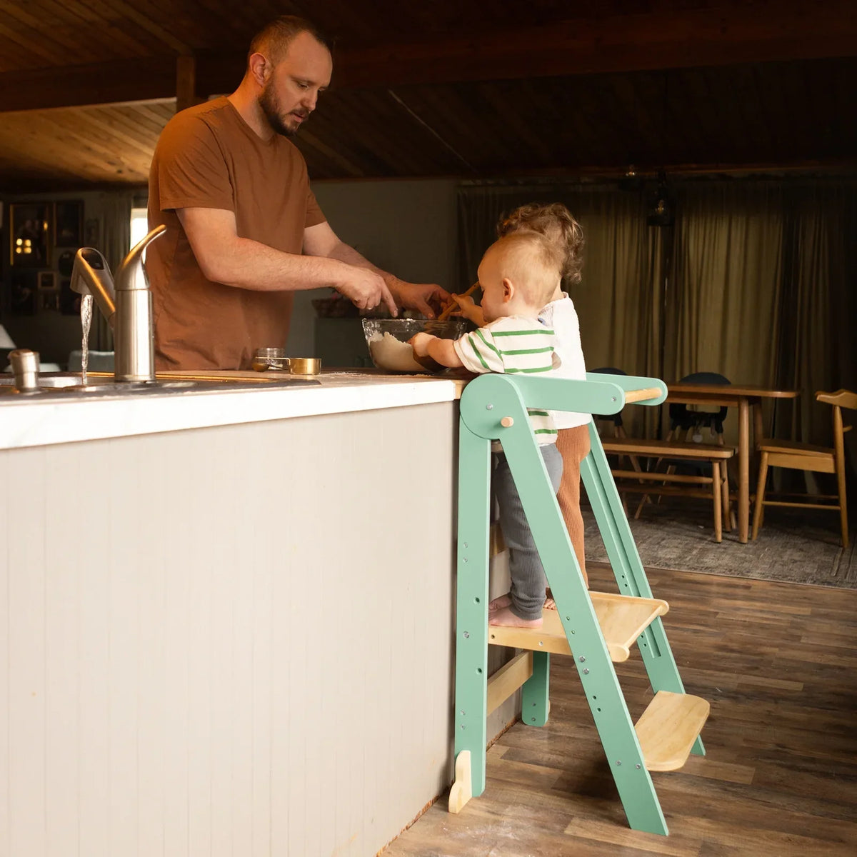 Nouveauté 2026 – Tour de cuisine pliable HARPPA pour tout-petits, tour sur pied pour enfants de 1,5 à 6 ans, blanche
