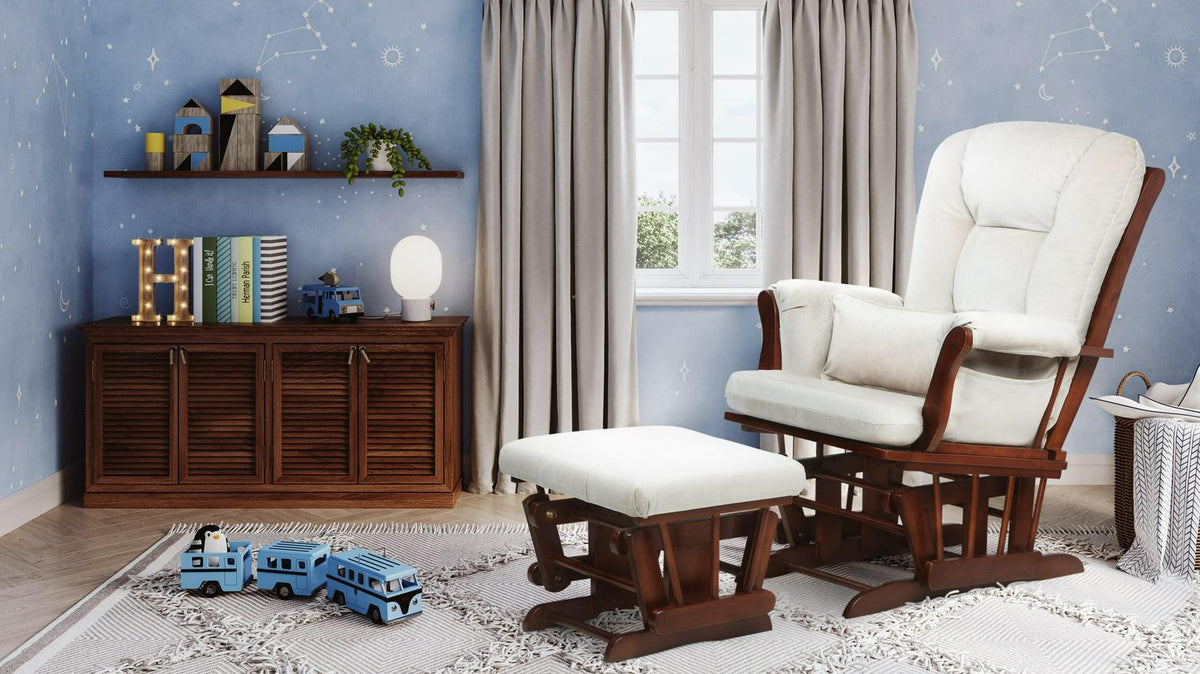 Nouveauté 2026 – Fauteuil à bascule Alice et repose-pieds avec coussin, finition espresso, coussins beiges, AFG